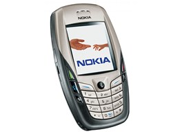 Nokia 6600 piblíila poprvé smartphony bným telefonm