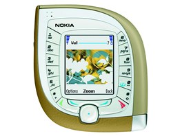 Nokia 7600 je havým kandidátem na nejbláznivjí smartphone vech dob.