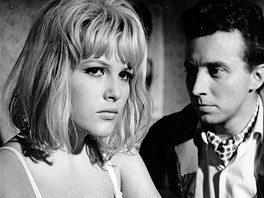 Olga Schoberová a Stanislav Fier ve filmu Sleny pijdou pozdji (1966)