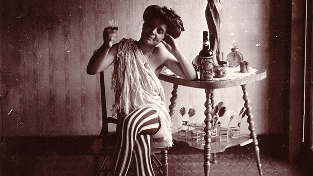 Storyvillské prostitutky zachytil zaátkem 20. století na slavných portrétních