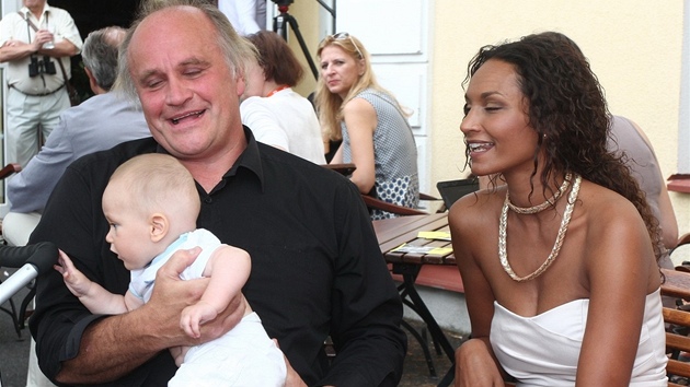 Lejla Abbasov, Michael Kocb a jejich syn David (ervenec 2012)