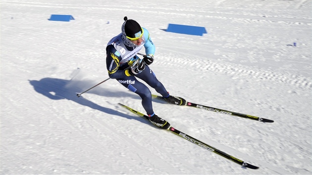 Alexej Poltoranin na trati zvodu na 15 kilometr klasickou technikou v Lahti. 