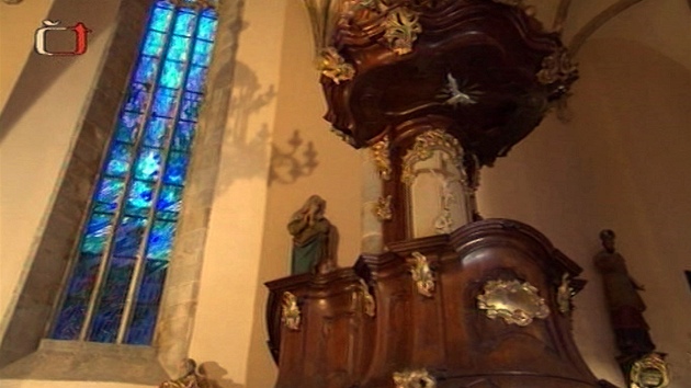 Barokn vzdoba v pozdjch stoletch doplnila kostel Petra Parle.
