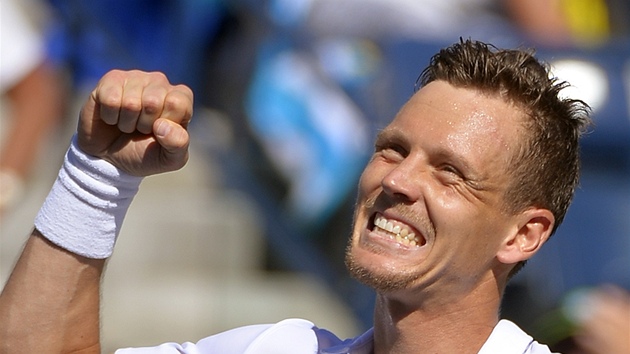 Tom Berdych na turnaji v Indian Wells postoupil do semifinle.