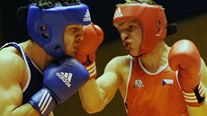 Český boxer Zdeněk Chládek během svého finálového zápasu v kategorii do 64 kg. Český boxer Zdeněk Chládek během svého finálového zápasu v kategorii do 64 kg.