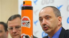 Ministr průmyslu a obchodu Martin Kuba pošle stínovému ministrovi financí Janu Ministr průmyslu a obchodu Martin Kuba pošle stínovému ministrovi financí Janu