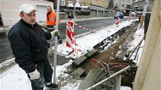 V ulici Na Vyhlídce v Karlových Varech zaala generální rekonstrukce.