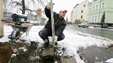 V ulici Na Vyhlídce v Karlových Varech zaala generální rekonstrukce.