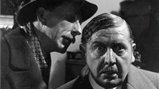 Jindřich Plachta (vlevo) a Theodor Pištěk ve filmu Vražda v Ostroní ulici Jindřich Plachta (vlevo) a Theodor Pištěk ve filmu Vražda v Ostroní ulici
