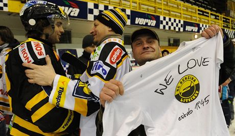 Hokejisté a fanouci Litvínova se louili se sezonou