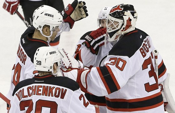 HEZKY, MARTY! Hrái New Jersey Devils dkují gólmanovi Martinu Brodeurovi za