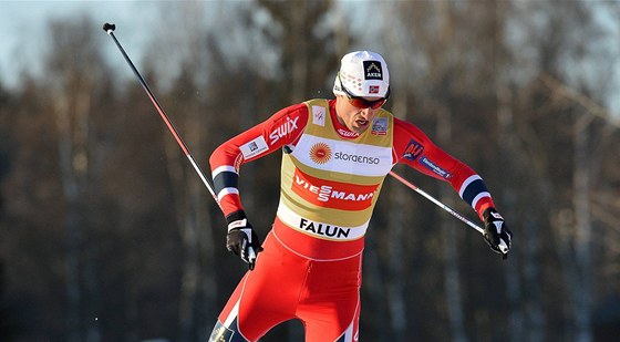 Petter Nothug z Norska na trati prologu finále Svtového poháru ve védském