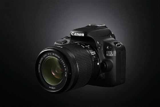 Malá zrcadlovka Canon EOS 100D