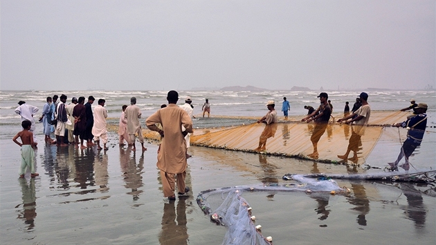 Vlov ryb na populrn Clifton Beach v Kar