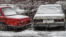 Vraky aut v Hradci Králové. Vraky aut v Hradci Králové.