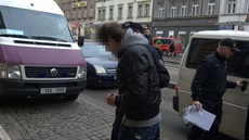 Zadržený dealer extáze Zadržený dealer extáze