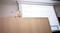 Generální ředitel Českých drah Petr Žaluda hovořil se studenty Dopravní fakulty Generální ředitel Českých drah Petr Žaluda hovořil se studenty Dopravní fakulty