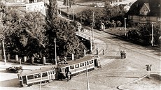 Zatáčka v pražských Kobylisích, kde byl v květnu 1942 spáchán atentát na Zatáčka v pražských Kobylisích, kde byl v květnu 1942 spáchán atentát na