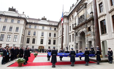 Prezident Milo Zeman a pedseda Evropské komise José Manuel Barroso spolen