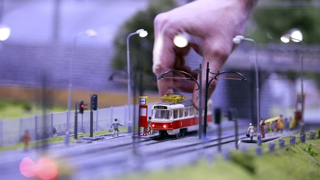Krlovstv eleznic na Smchov - Krlovstvm eleznic se prohnj i zmenen modely tramvaj