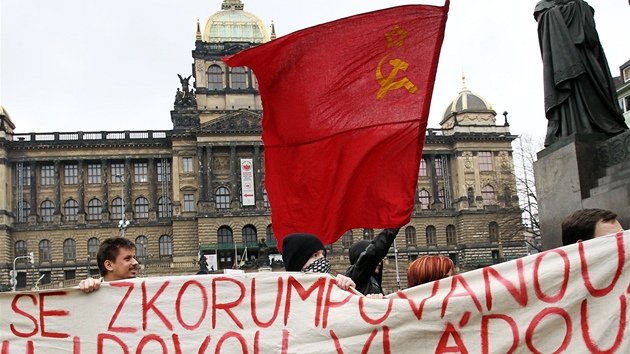 Na demonstraci Holeovsk vzvy na Vclavsk nmst dorazilo asi 200 lid.