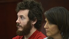 James Holmes bhem nedávného soudního líení spolen se svojí obhájkyní