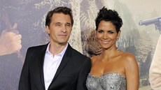 Olivier Martinez a Halle Berry (2012)