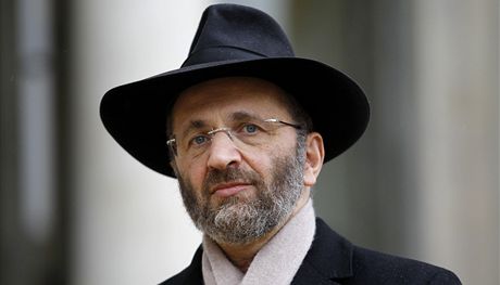 Hlavní francouzský rabín Gilles Bernheim musel odstoupit kvli plagiátorské
