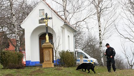 Po Elice policisté pátrali v okolí Vlnova tém 23 hodin.