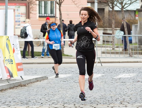 Inna Puhajková si v eských Budjovicích zabhla ptikilometrovou tra.