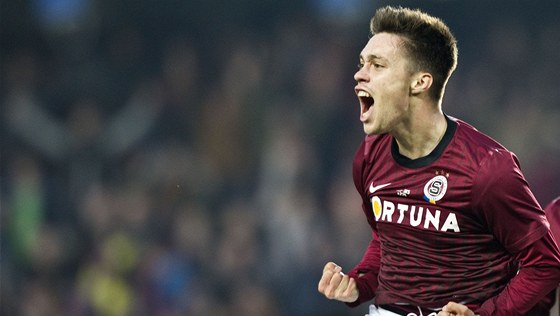 Václav Kadlec v poslední dob radost mít nemohl. Sparta je v krizi.