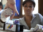 Jihoamerick Venezuela vybr novho prezidenta. Kad voli se mus prokzat