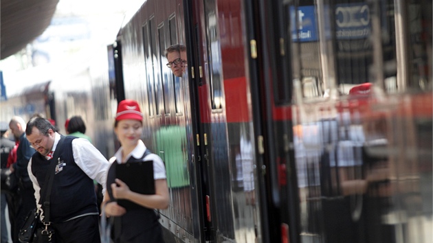 Prvn prezentan cesta vlaku Railjet 