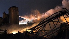 Následky výbuchu v továrn na hnojiva v texaském msteku West (18. dubna 2013)