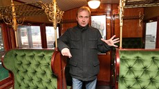 Majitel Olpasu, Jaromír Foltýn, uvnitř vagonku pro císaře Franze Josefa I. Majitel Olpasu, Jaromír Foltýn, uvnitř vagonku pro císaře Franze Josefa I.