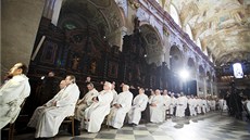 Několik stovek římskokatolických duchovních se sešlo na mši v bazilice Několik stovek římskokatolických duchovních se sešlo na mši v bazilice