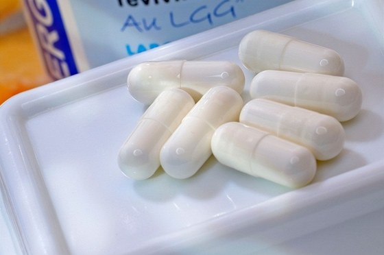 Probiotika v podob tablet uívejte k antibiotikm. Ilustraní fotografie