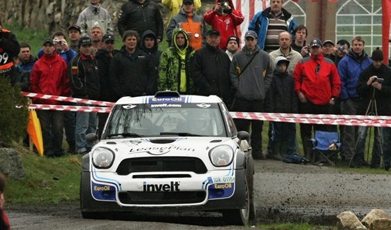 Václav Pech se svým mini na Rallye umava.