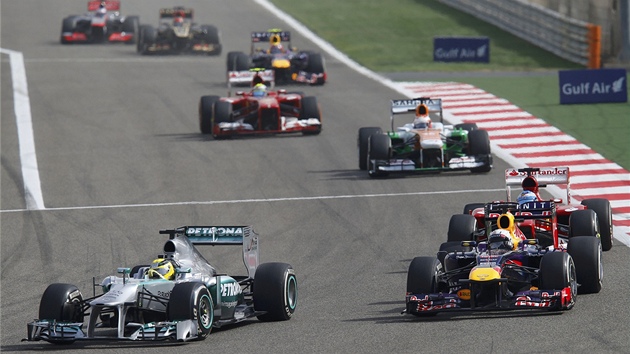 DO ZATKY. Nico Rosberg vede startovn pole pi Velk cen Bahrajnu.