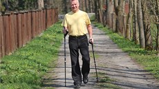 Jiří Tříska se v podhůří Beskyd zotavuje po zraněních, která utrpěl při výbuchu Jiří Tříska se v podhůří Beskyd zotavuje po zraněních, která utrpěl při výbuchu