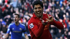 V SEDMÉ MINUT NASTAVENÍ. Luis Suaréz z Liverpoolu se raduje ze svého gólu,...