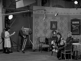 Televizní inscenace Medvd z roku 1953 tak, jak ji diváci nevidli.