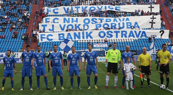 Fanouci Baníku Ostrava ped zápasem s Píbramí vytáhli burcující transparent