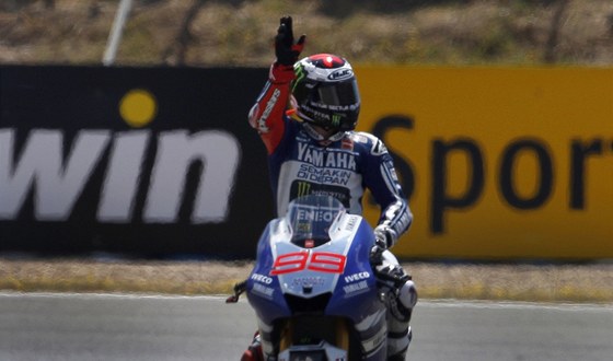 Jorge Lorenzo zdraví fanouky