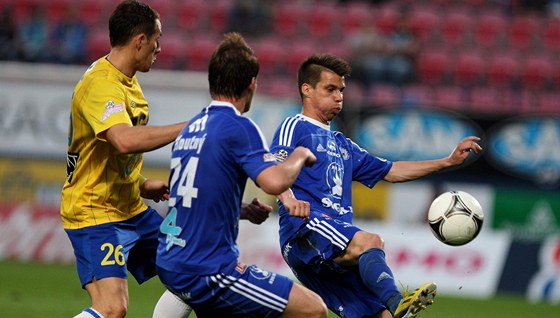 Jan Navrátil (vpravo) byl jedním z nejlepích hrá Olomouce v této ligové sezon.