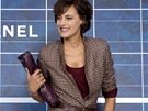 Ines de la Fressange nechyb na dn pehldce mdnho domu Chanel, jeho byla...