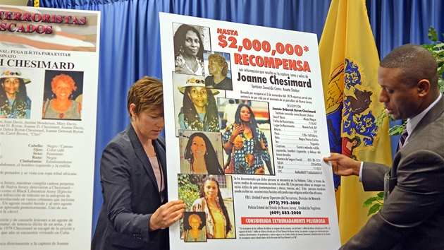 FBI oznmila zdvojnsoben odmny za dopaden Joanne Chesimardov na dva miliony dolar.