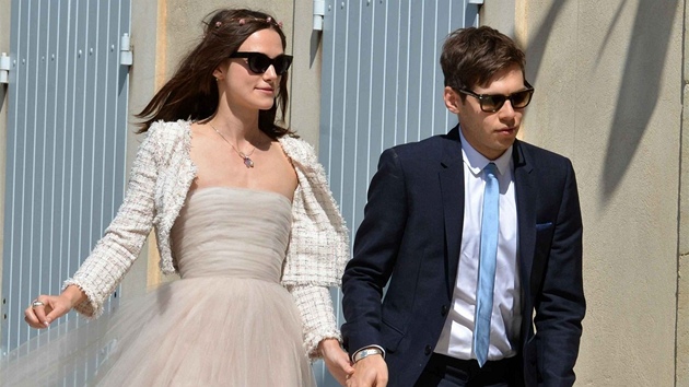 Hereka Keira Knightley a hudebnk James Righton si ekli ano 4. kvtna 2013 ve Francii. 