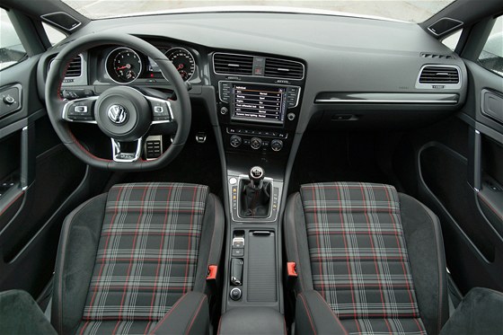 Volkswagen Golf GTI