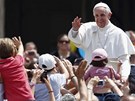 Papee Frantika zdravily tisíce vících (12. kvtna)
